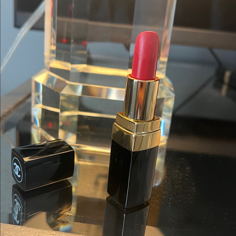 CHANEL Rouge Coco lipstick ROUSSY - Picture 3 of 5